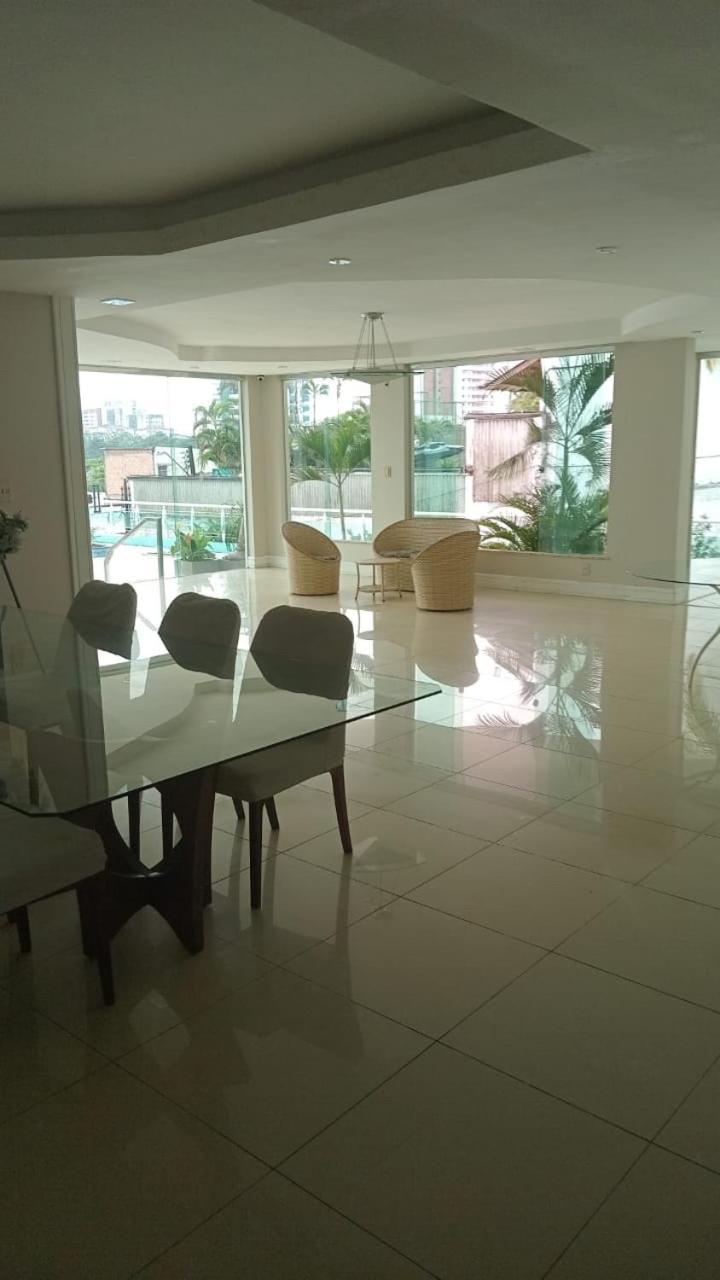 Casa de férias Linda House With Panoramic View